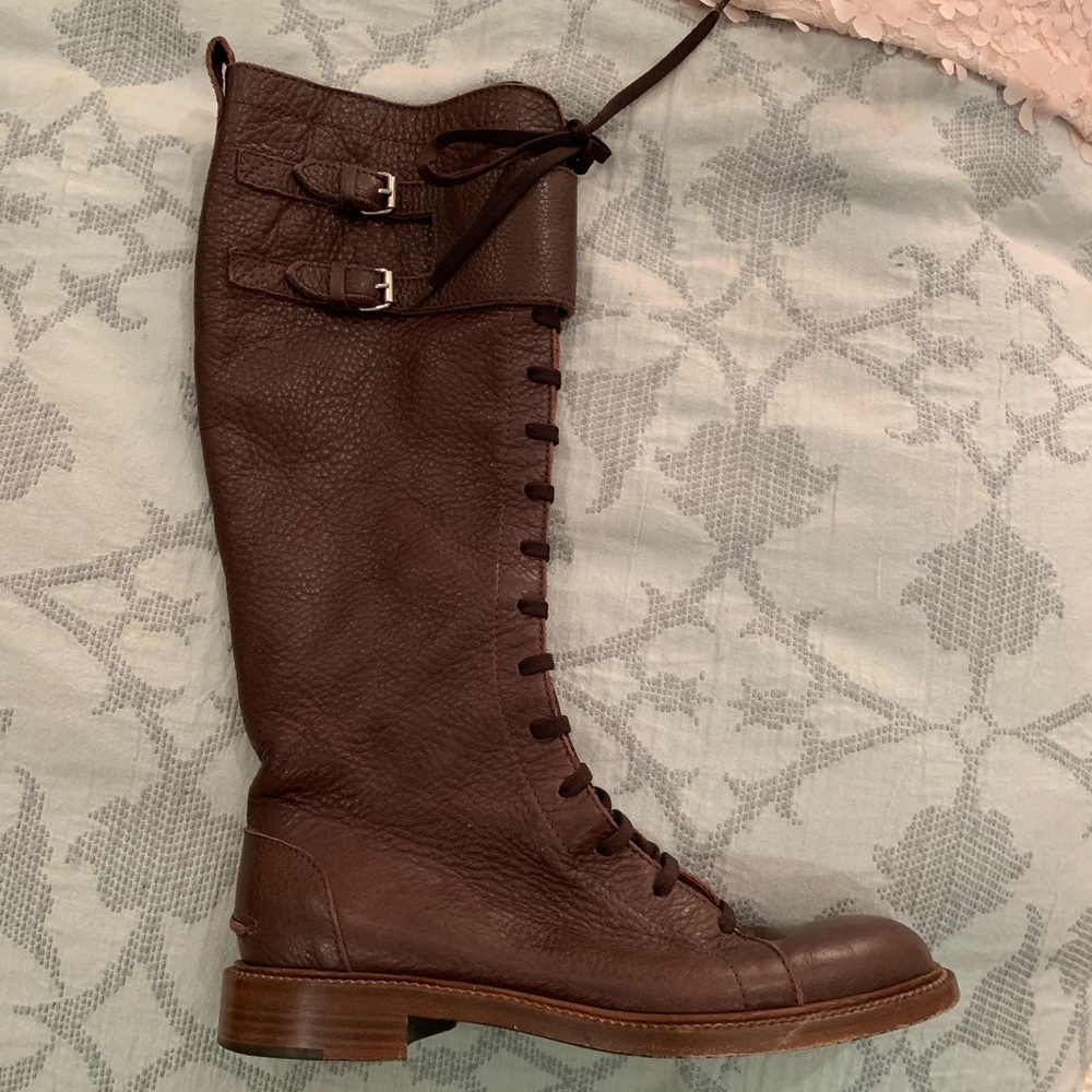 Adorable lace-up boots from Italy